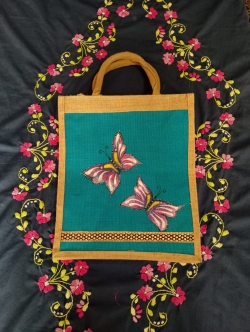 Butterfly designed jute lunch box bag with zip. Size 14*12