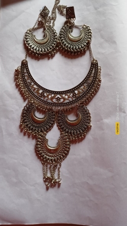 Women's Oxidies Pendant