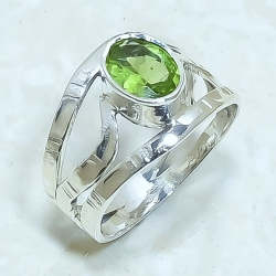 Peridot Natural Gemstone Handmade 925 Sterling Silver Ring