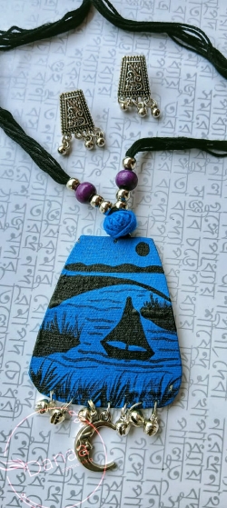 Hand-painted fabric jewellery