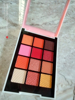 Eyeshadow